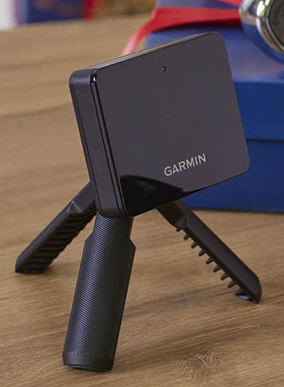 A Garmin Approach R10 launch monitor. 